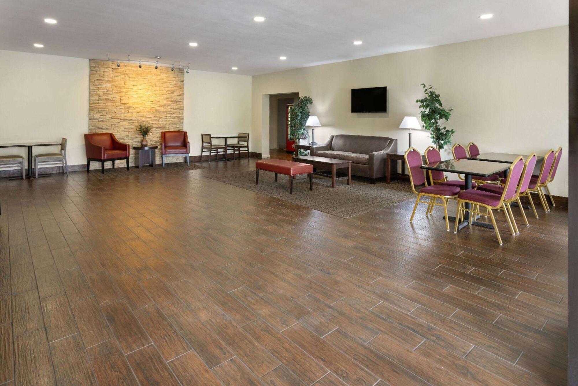 Days Inn By Wyndham Pottstown Exteriér fotografie